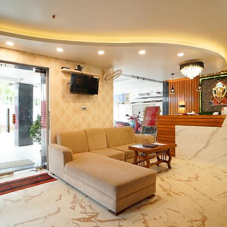 Hotel Marine Blue !! Beach Distance 50 Mts !! 디가 외부 사진
