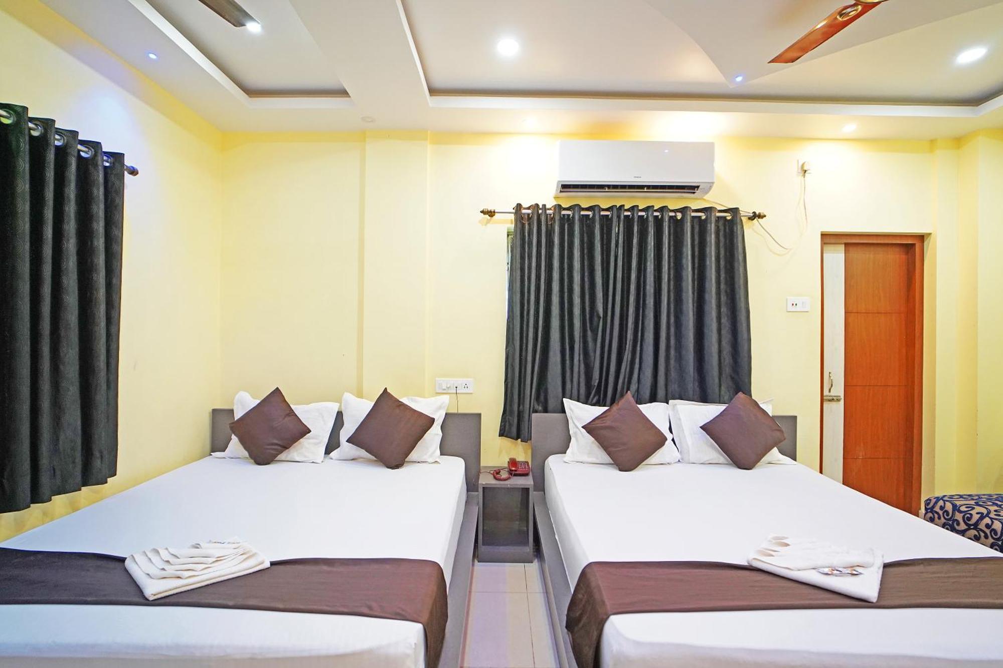 Hotel Marine Blue !! Beach Distance 50 Mts !! 디가 외부 사진