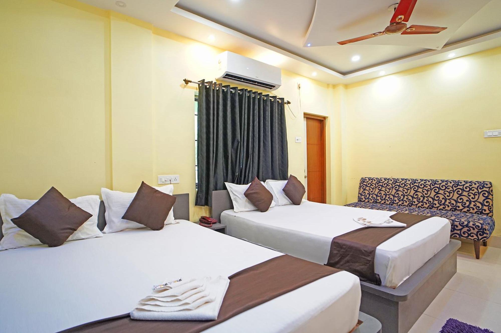 Hotel Marine Blue !! Beach Distance 50 Mts !! 디가 외부 사진