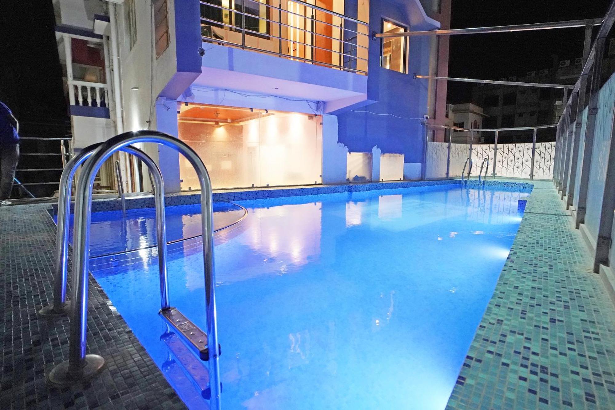 Hotel Marine Blue !! Beach Distance 50 Mts !! 디가 외부 사진