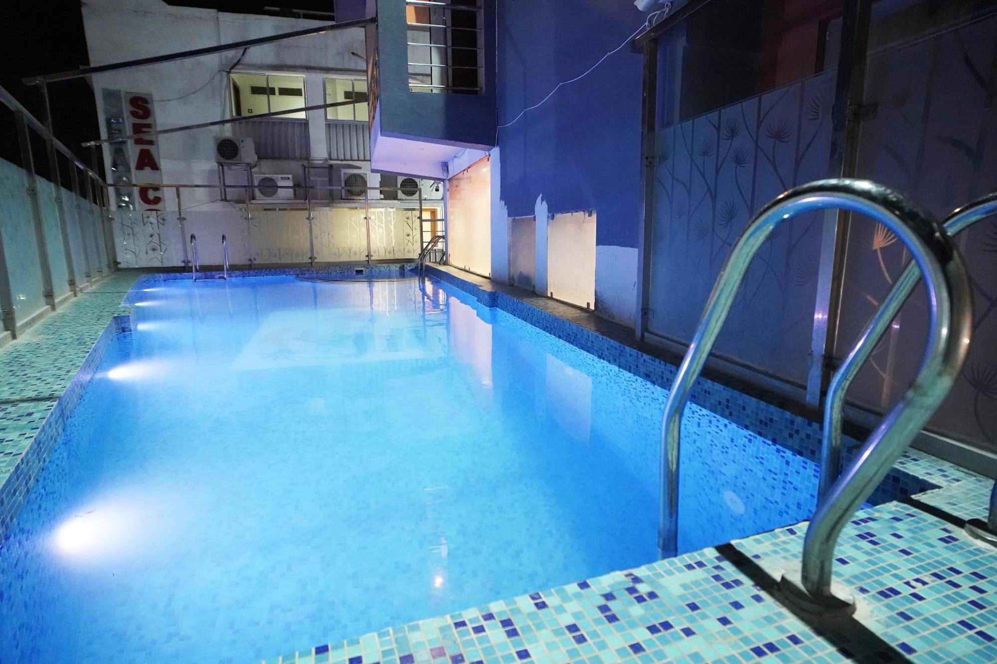 Hotel Marine Blue !! Beach Distance 50 Mts !! 디가 외부 사진
